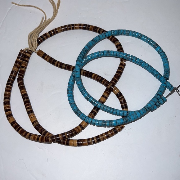 Faux Turquoise & Wooden Beads 2 Strands - Picture 4 of 5
